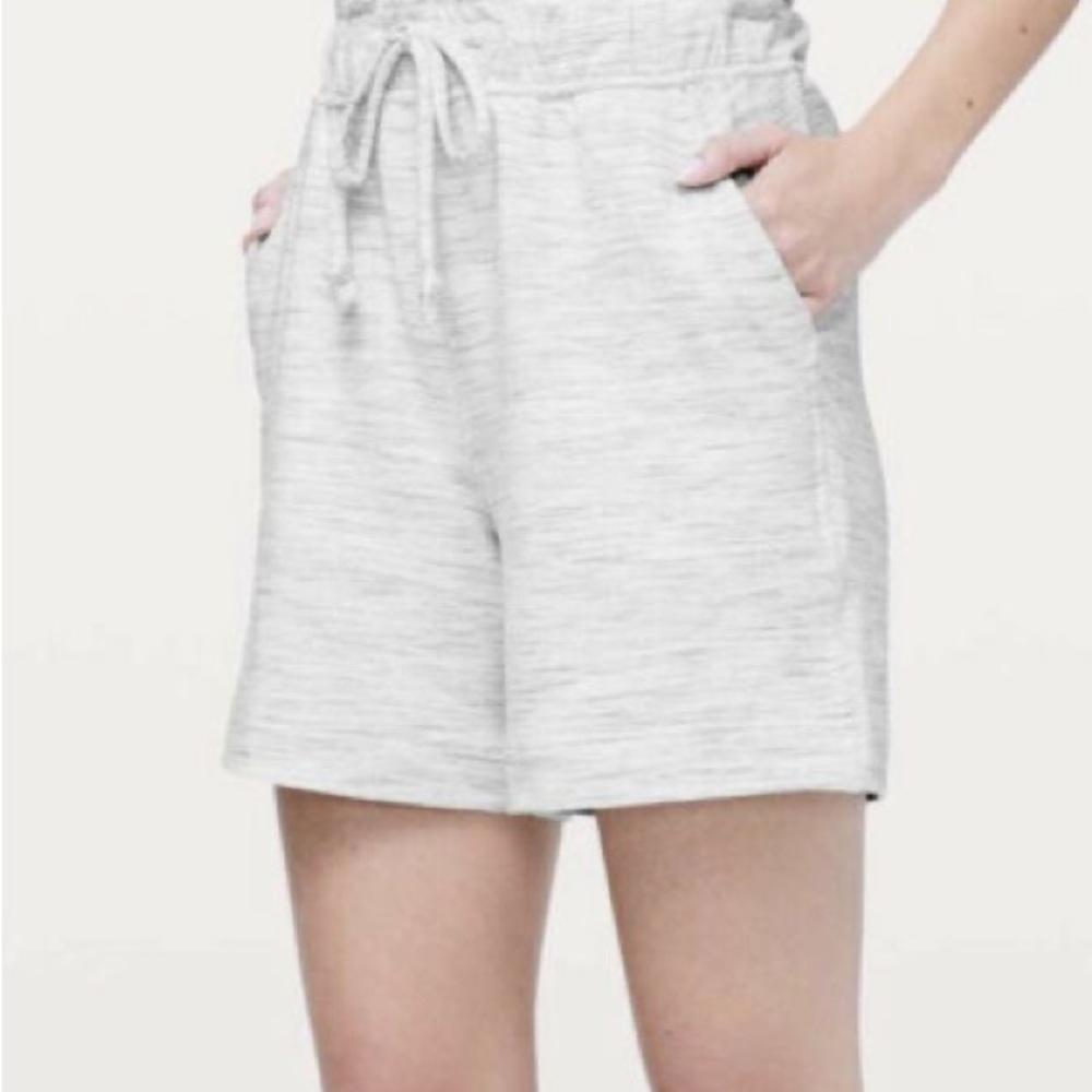LULULEMON HELLO SUNDAY SHORTS